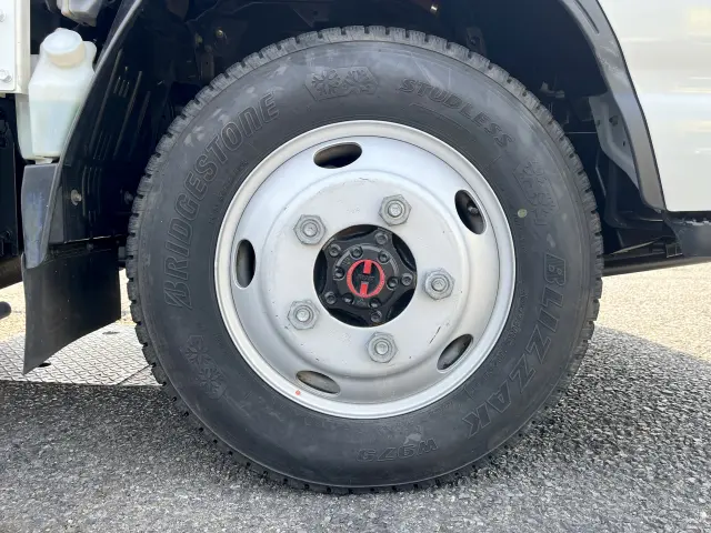 いすゞ エルフ 2RG-NHS88A(4WD)の写真44