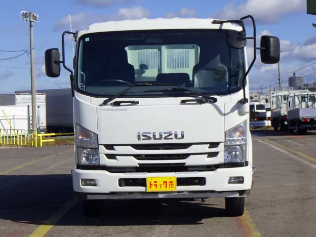 いすゞ フォワード TKG-FRR90S1(2WD)の写真3