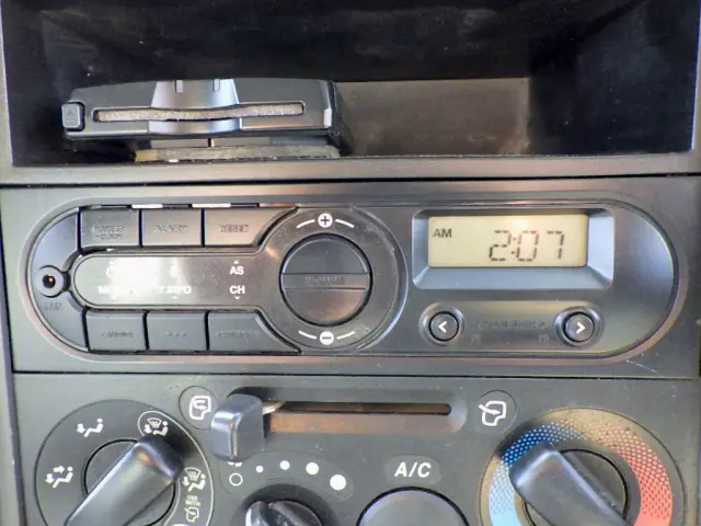 いすゞ フォワード TKG-FRR90S1(2WD)の写真15