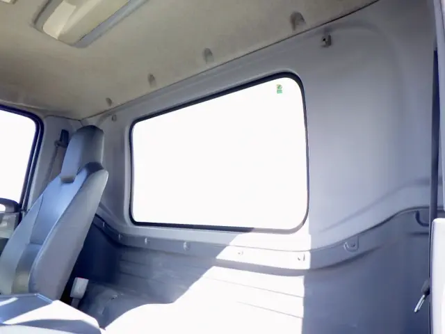 いすゞ フォワード TKG-FRR90S1(2WD)の写真24