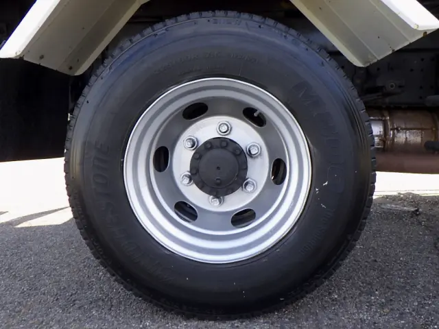 いすゞ フォワード TKG-FRR90S1(2WD)の写真30