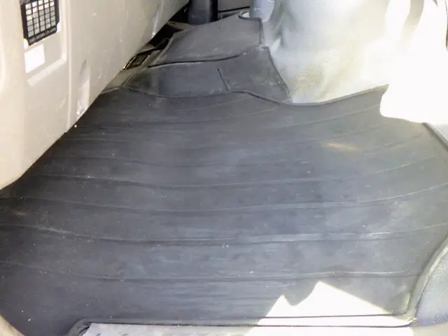 いすゞ フォワード TKG-FRR90S1(2WD)の写真48