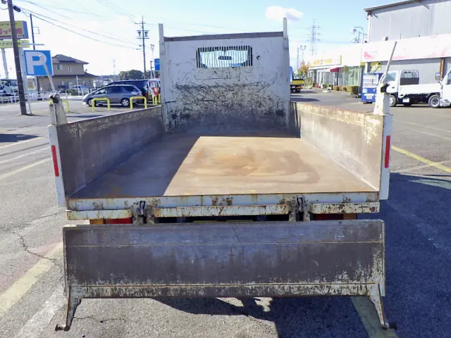 いすゞ エルフ 2RG-NKR88AD(2WD)の写真7