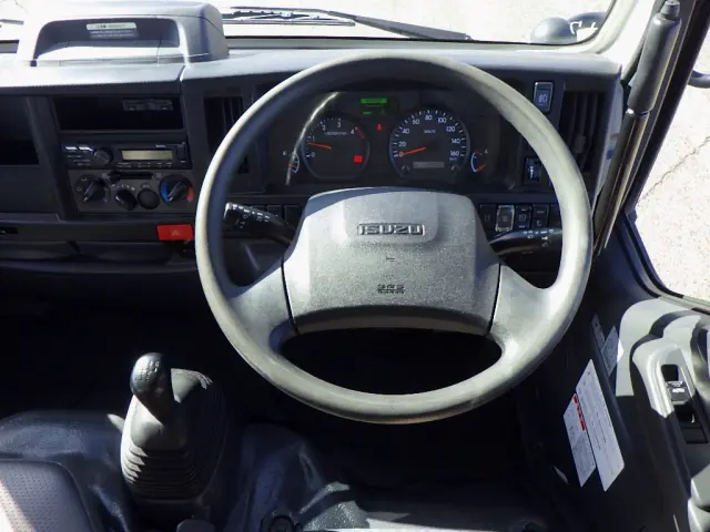 いすゞ エルフ 2RG-NKR88AD(2WD)の写真12