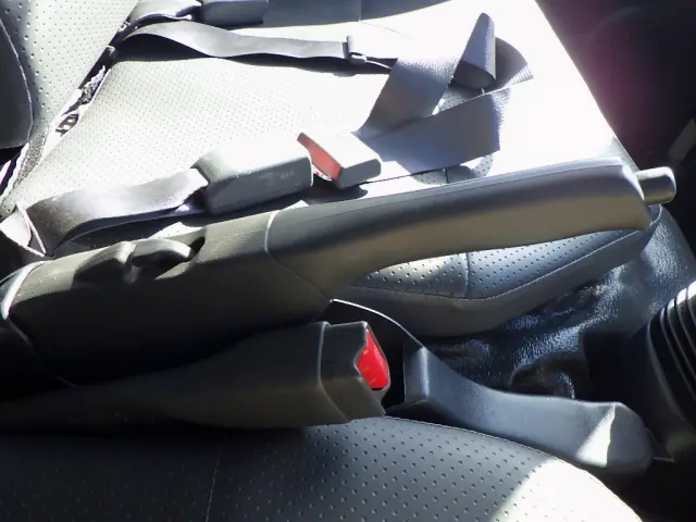 いすゞ エルフ 2RG-NKR88AD(2WD)の写真14