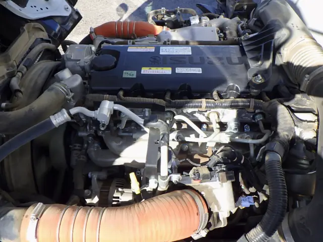 いすゞ エルフ 2RG-NKR88AD(2WD)の写真30