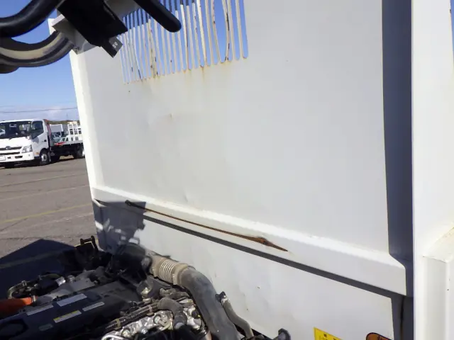 いすゞ エルフ 2RG-NKR88AD(2WD)の写真40