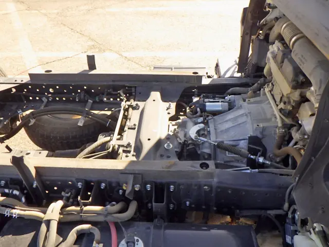 いすゞ エルフ 2RG-NKR88AD(2WD)の写真42