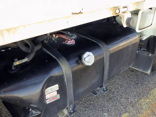 いすゞ エルフ 2RG-NKR88AD(2WD)の写真48