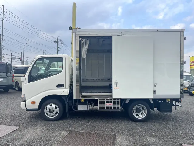 トヨタ ダイナ 2DG-GDY231(2WD)の写真4