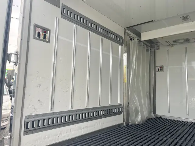 トヨタ ダイナ 2DG-GDY231(2WD)の写真10