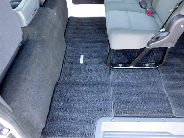 日産 キャラバン CBA-KS2E26(2WD)の写真39
