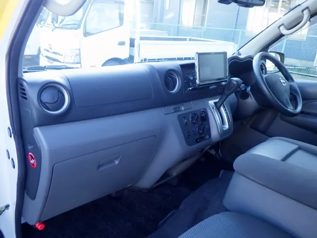 日産 キャラバン CBA-KS2E26(2WD)の写真43