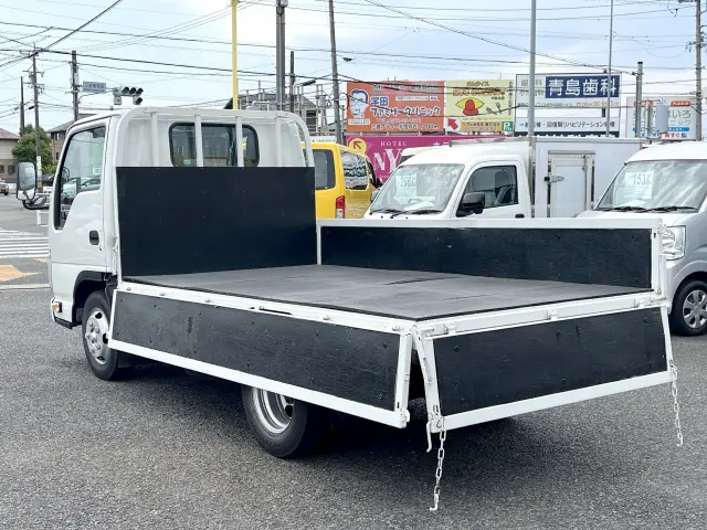 いすゞ エルフ TPG-NJR85A(2WD)の写真7