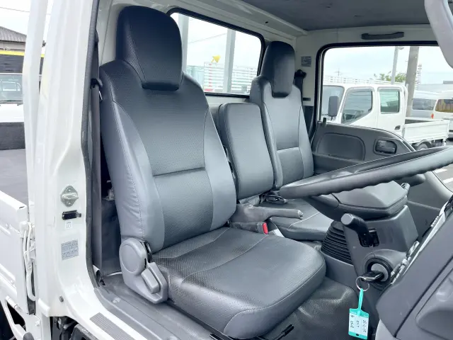 いすゞ エルフ TPG-NJR85A(2WD)の写真14