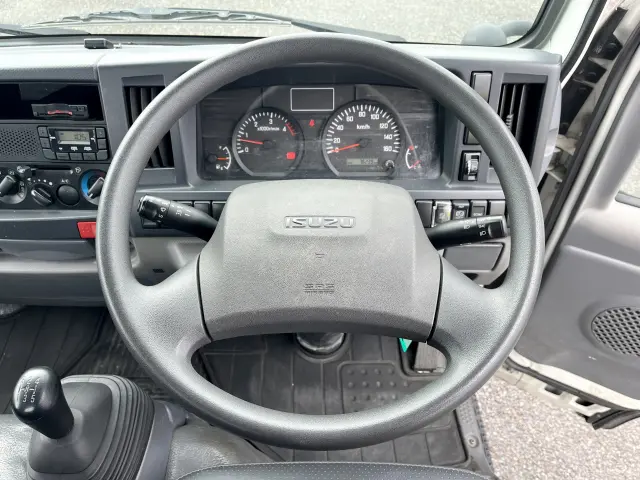 いすゞ エルフ TPG-NJR85A(2WD)の写真16