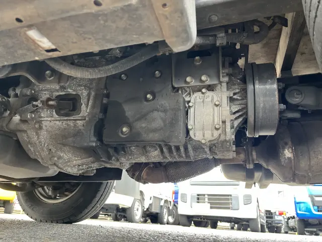 いすゞ エルフ TPG-NJR85A(2WD)の写真35