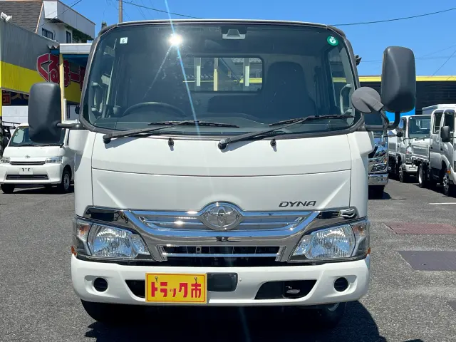 トヨタ ダイナ TKG-XZC605(2WD)の写真2