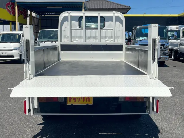 トヨタ ダイナ TKG-XZC605(2WD)の写真6