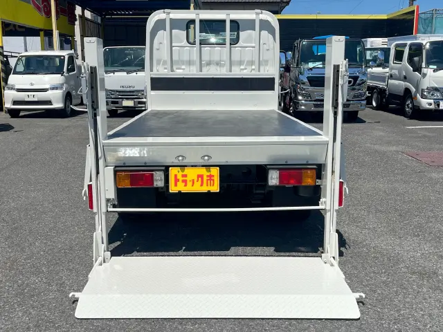 トヨタ ダイナ TKG-XZC605(2WD)の写真8