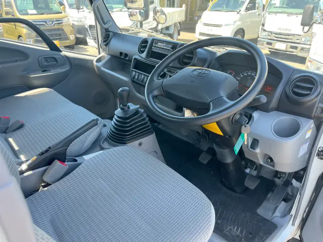トヨタ ダイナ TKG-XZC605(2WD)の写真15
