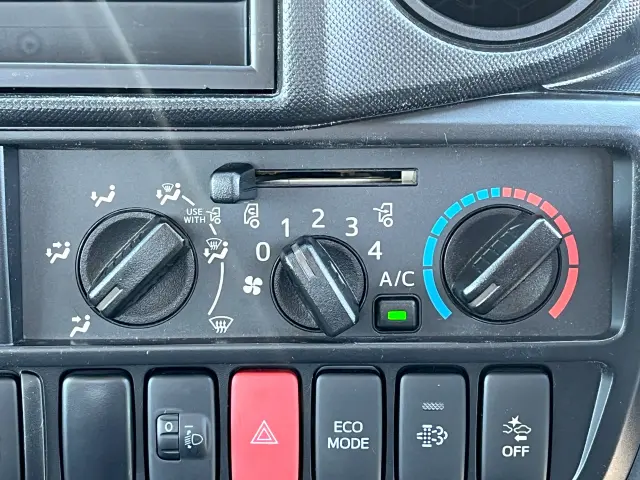 トヨタ ダイナ TKG-XZC605(2WD)の写真22