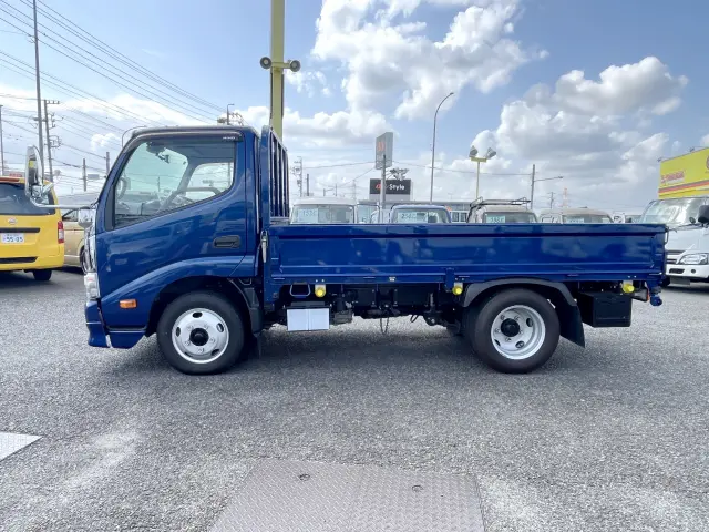 日野 デュトロ 2RG-XZU605M(2WD)の写真3