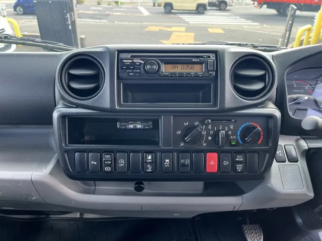 日野 デュトロ 2RG-XZU605M(2WD)の写真18