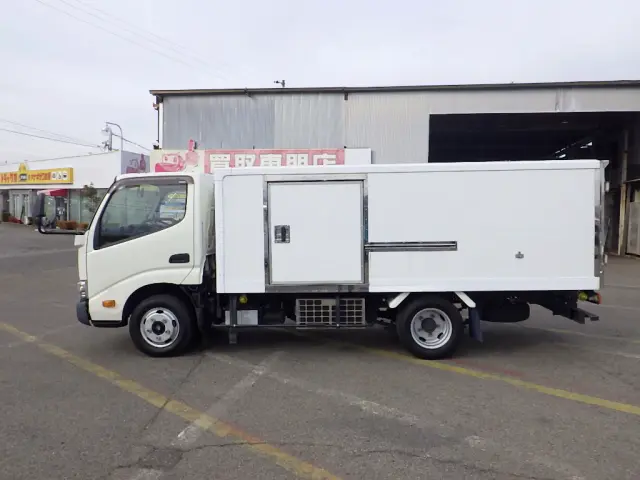 トヨタ ダイナ TKG-XZU645(2WD)の写真4
