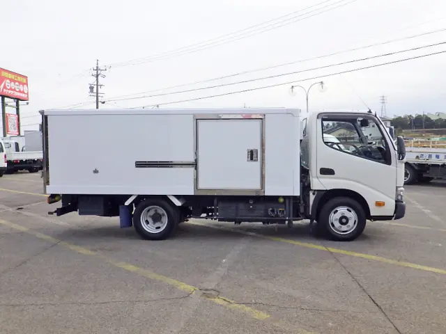 トヨタ ダイナ TKG-XZU645(2WD)の写真5