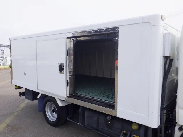 トヨタ ダイナ TKG-XZU645(2WD)の写真11