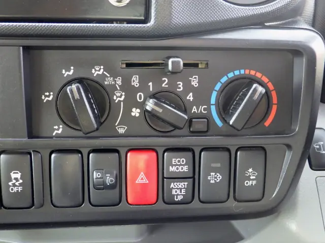 トヨタ ダイナ TKG-XZU645(2WD)の写真16