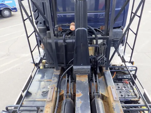 ＵＤ クオン QKG-CW5YL(6x4)の写真10