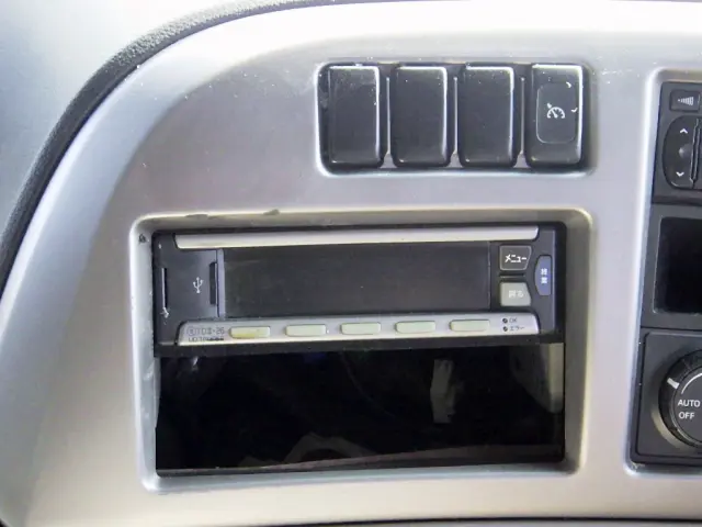 ＵＤ クオン QKG-CW5YL(6x4)の写真42