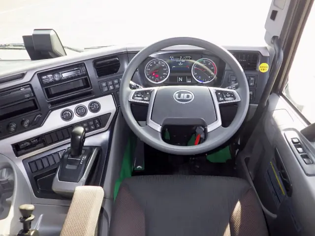 ＵＤ クオン 2RG-CD5FA(6x2)の写真16