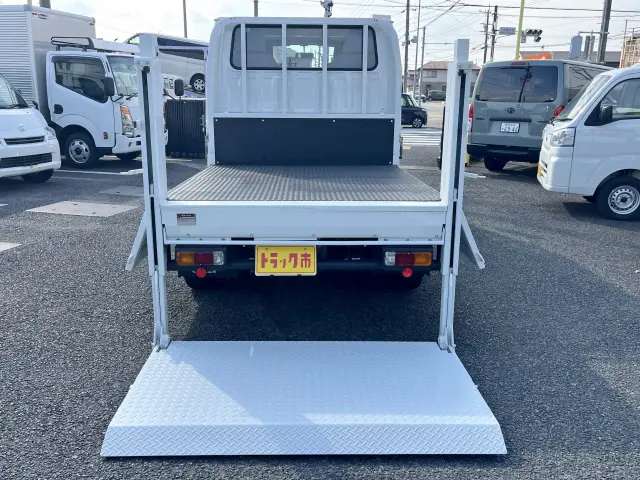 いすゞ エルフ TKG-NHS85A(4WD)の写真12