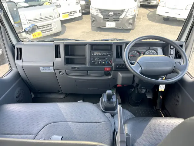 いすゞ エルフ TKG-NHS85A(4WD)の写真17