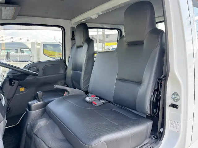 いすゞ エルフ TKG-NHS85A(4WD)の写真19