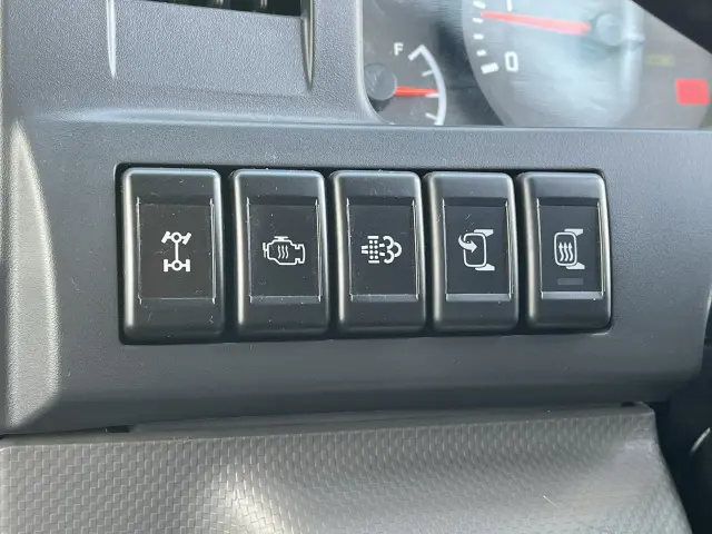 いすゞ エルフ TKG-NHS85A(4WD)の写真25