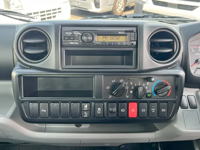 トヨタ ダイナ 2PG-GDY281(4WD)の写真17