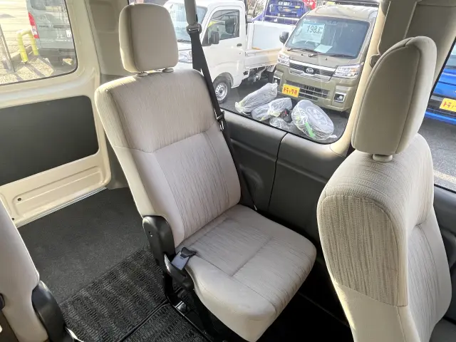 日産 キャラバン CBF-DS8E26(4WD)の写真11