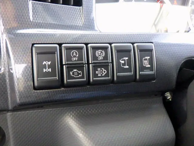 いすゞ エルフ 2RG-NHS88A(4WD)の写真16