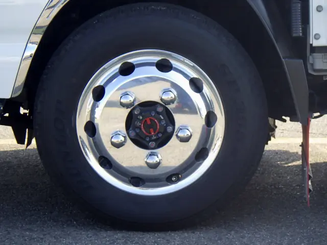 いすゞ エルフ 2RG-NHS88A(4WD)の写真19