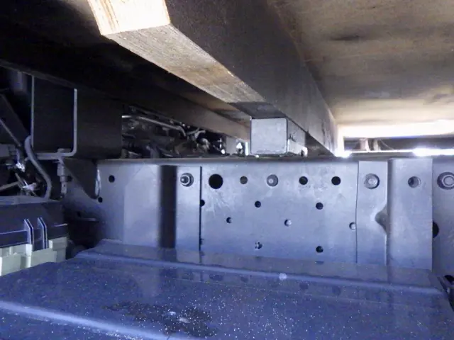 いすゞ エルフ 2RG-NHS88A(4WD)の写真33