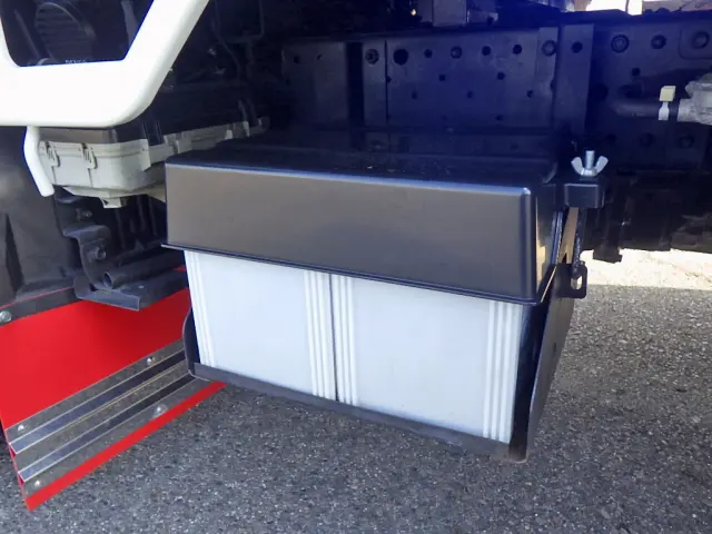 いすゞ エルフ 2RG-NHS88A(4WD)の写真37