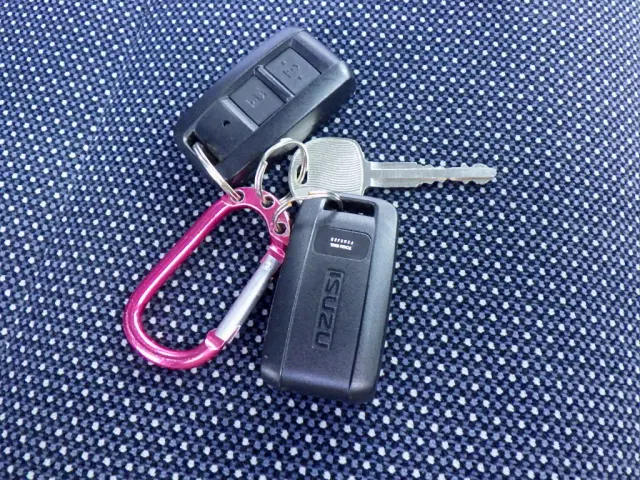 いすゞ エルフ 2RG-NHS88A(4WD)の写真50