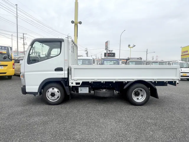 三菱 キャンター 2TG-FBA00(2WD)の写真3