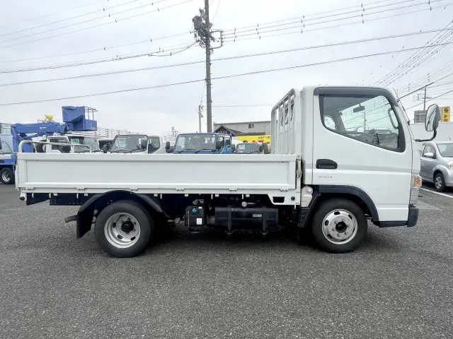 三菱 キャンター 2TG-FBA00(2WD)の写真4