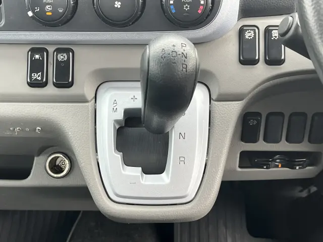 三菱 キャンター 2TG-FBA00(2WD)の写真17