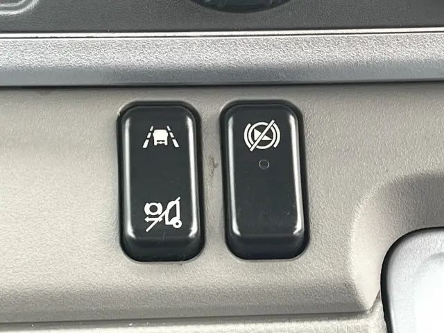 三菱 キャンター 2TG-FBA00(2WD)の写真21